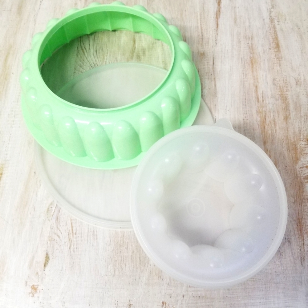 Tupperware Vintage 3 piece jello salad mold